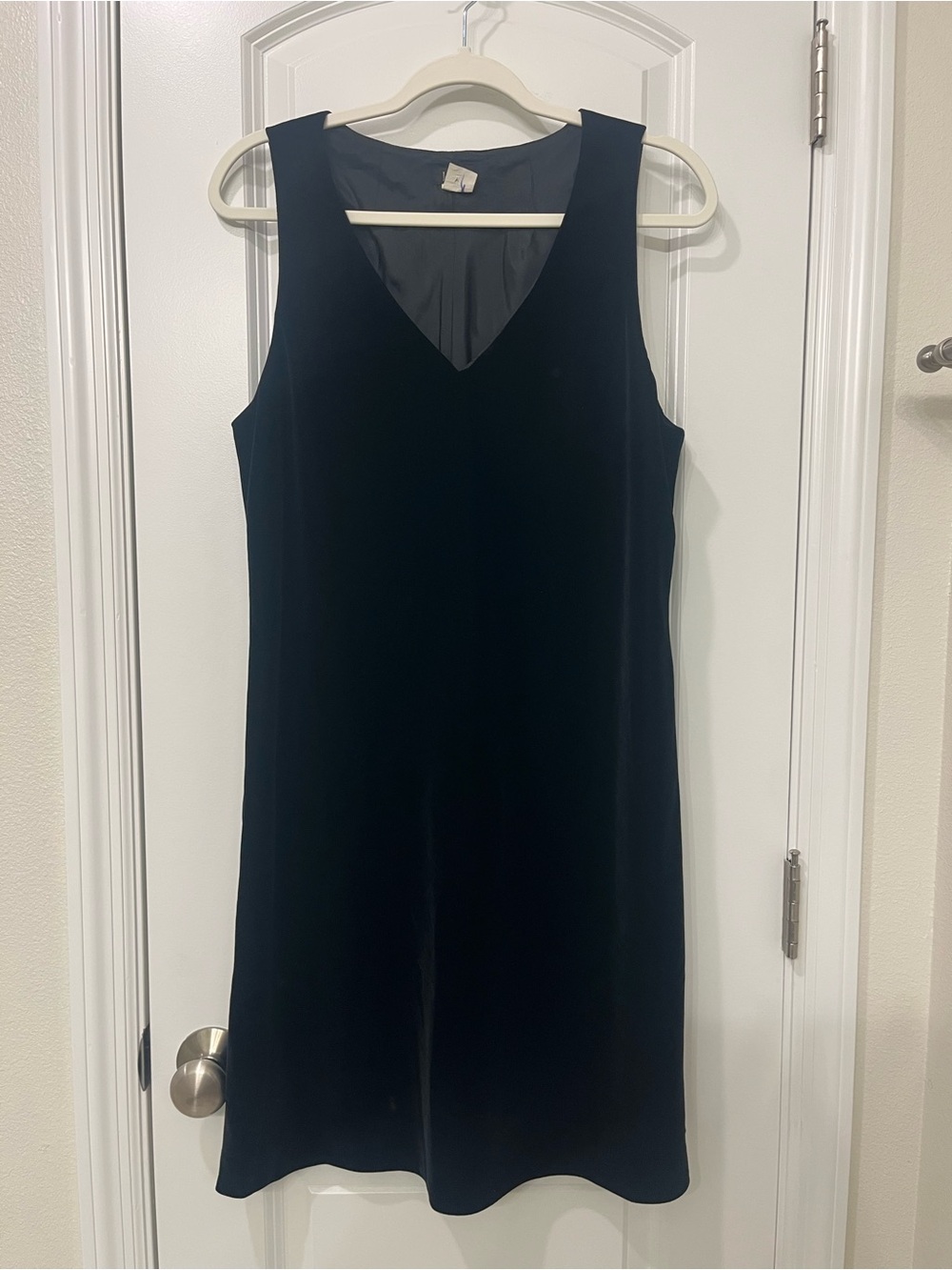 J. Crew Classic Black Velvet V-Neck Sleeveless Dress Sz 14